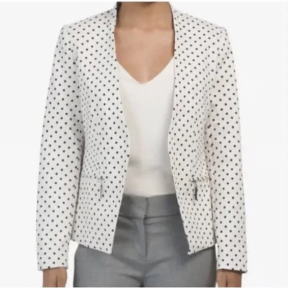 Carmen Marc Valvo Jackets & Blazers - Carmen Marc Valvo White Black Polka Dot Open Front Collarless Blazer Jacket